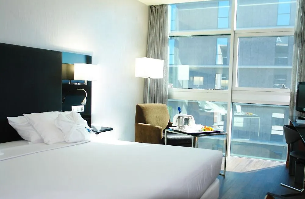 Ac Hotel Som By Marriott L’Hospitalet de Llobregat