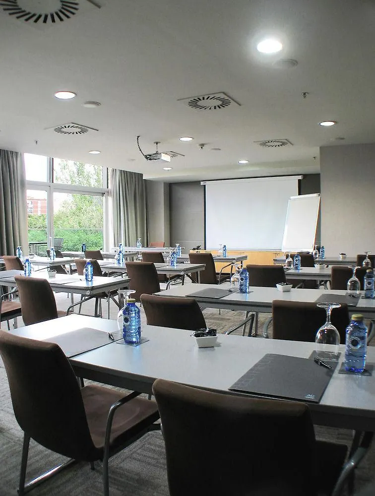 Ac Hotel Som By Marriott L'Hospitalet de Llobregat 4*,  España