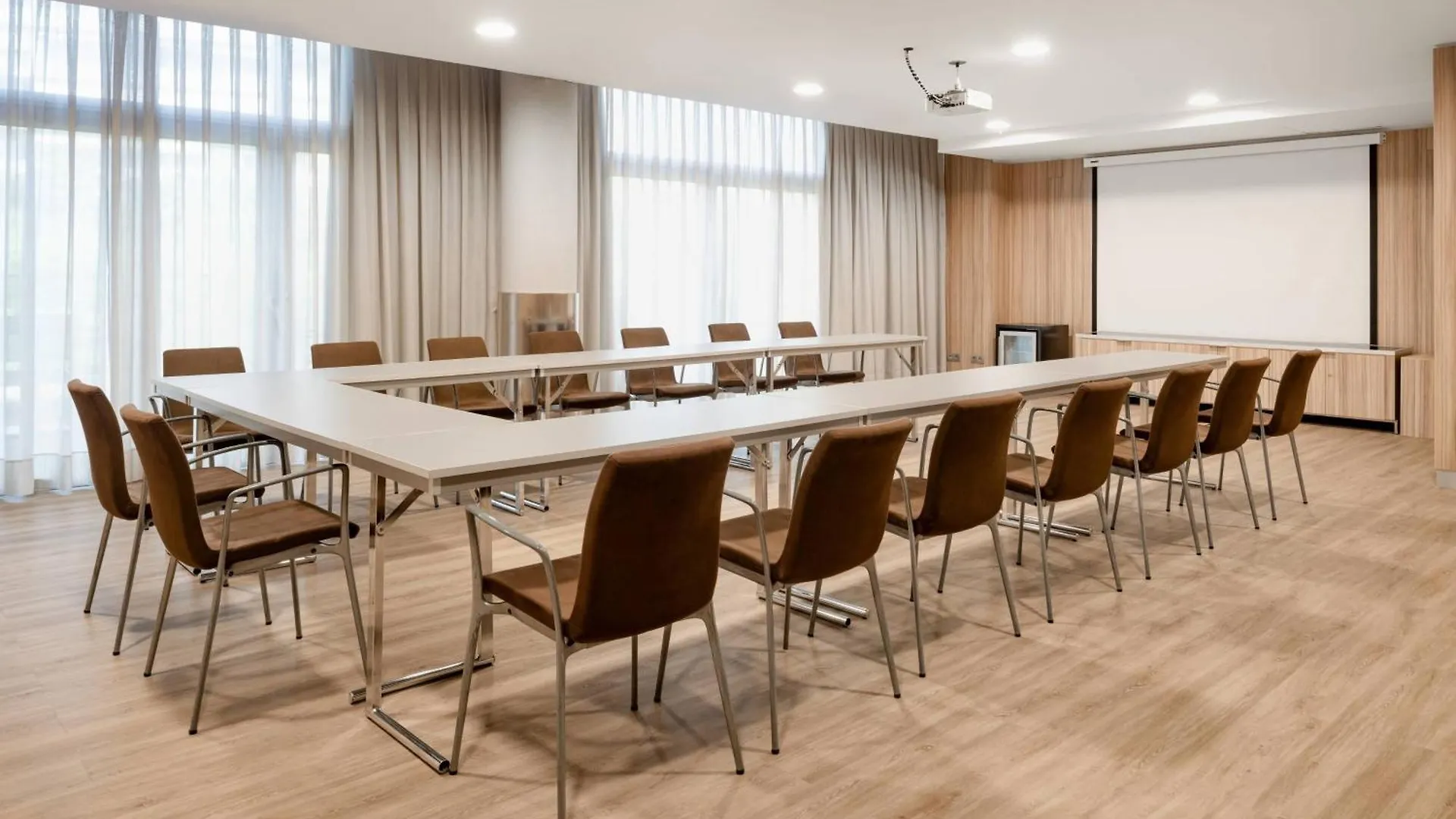 ****  Ac Hotel Som By Marriott L'Hospitalet de Llobregat España