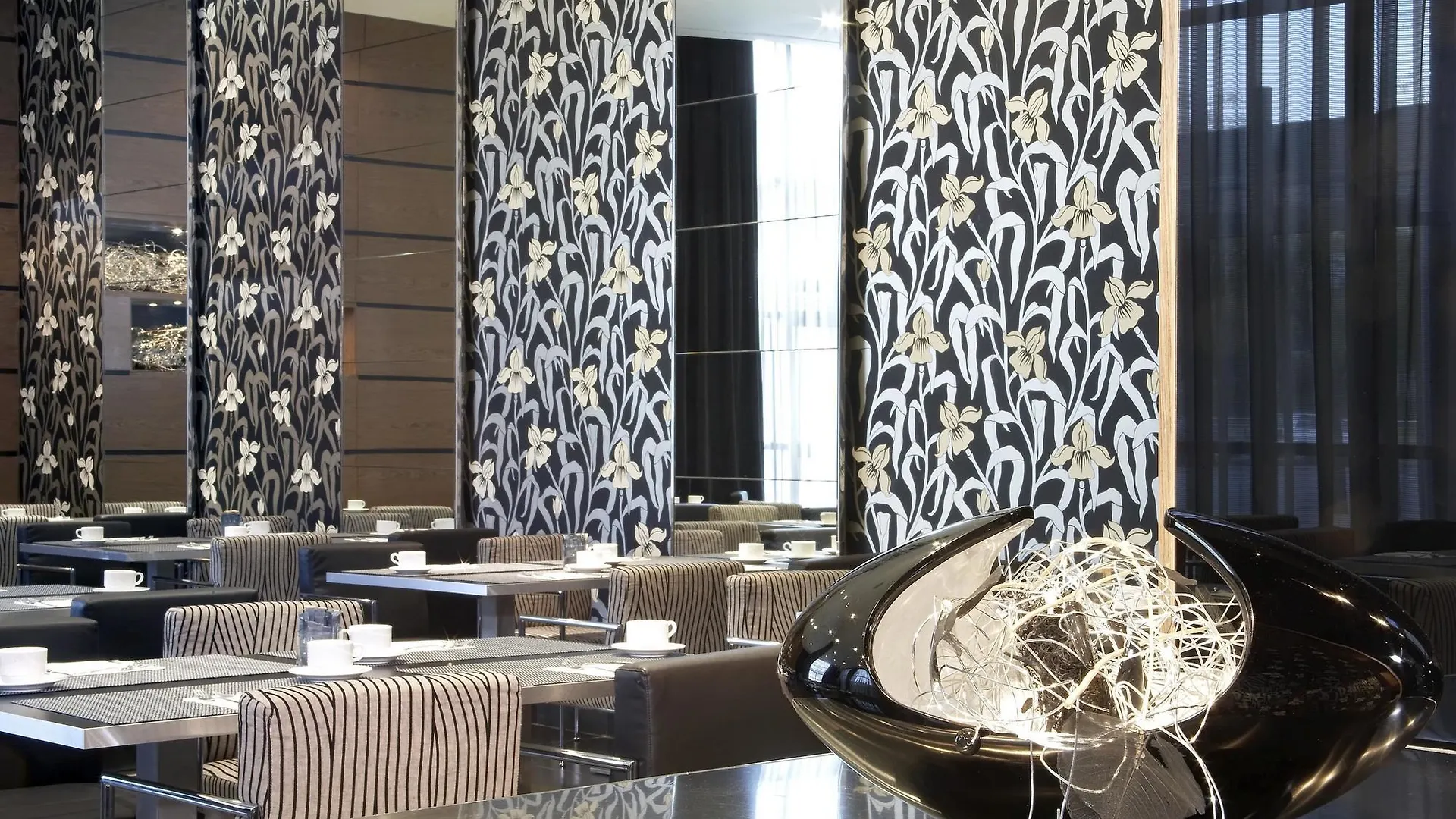 Ac Hotel Som By Marriott L'Hospitalet de Llobregat