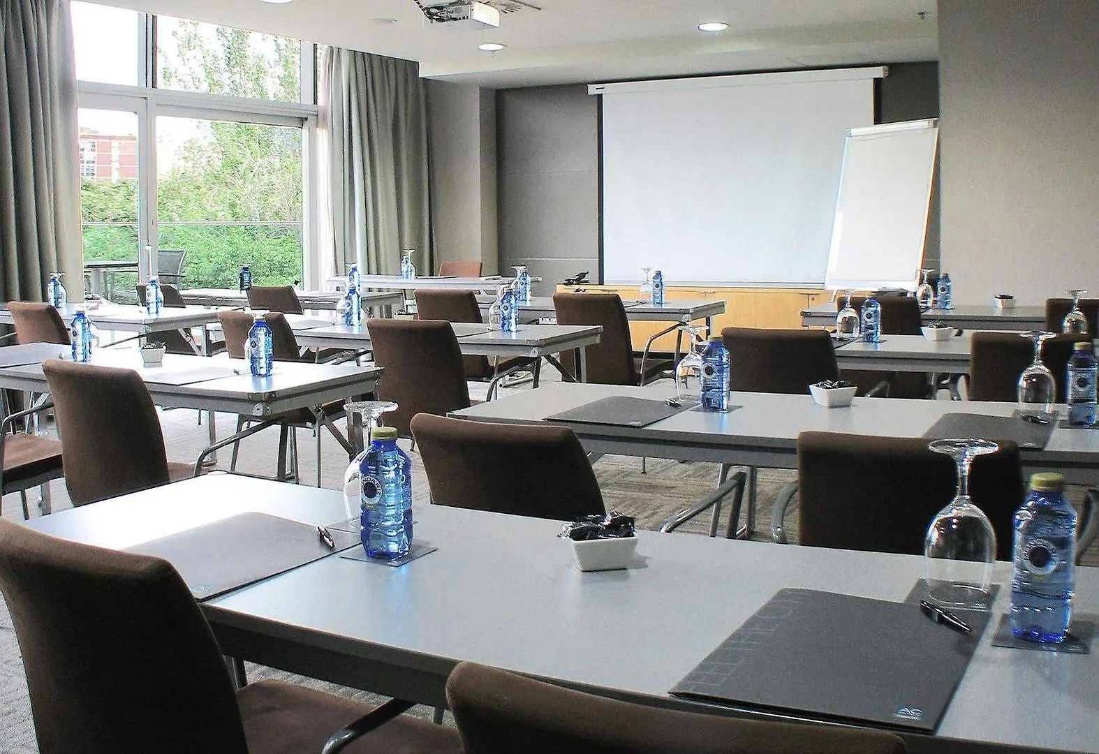 Ac Hotel Som By Marriott L'Hospitalet de Llobregat
